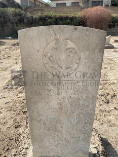 BAGHDAD (NORTH GATE) WAR CEMETERY - SHIELDS, T